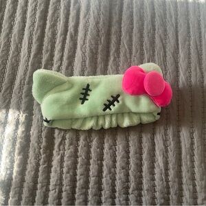 Hello kitty headband